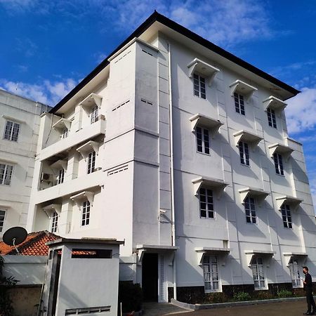 Le Semar Hotel Karawaci Dahung Exteriör bild